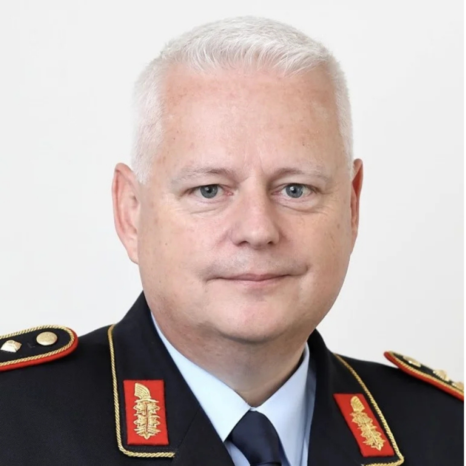 LtGen Michael Vetter